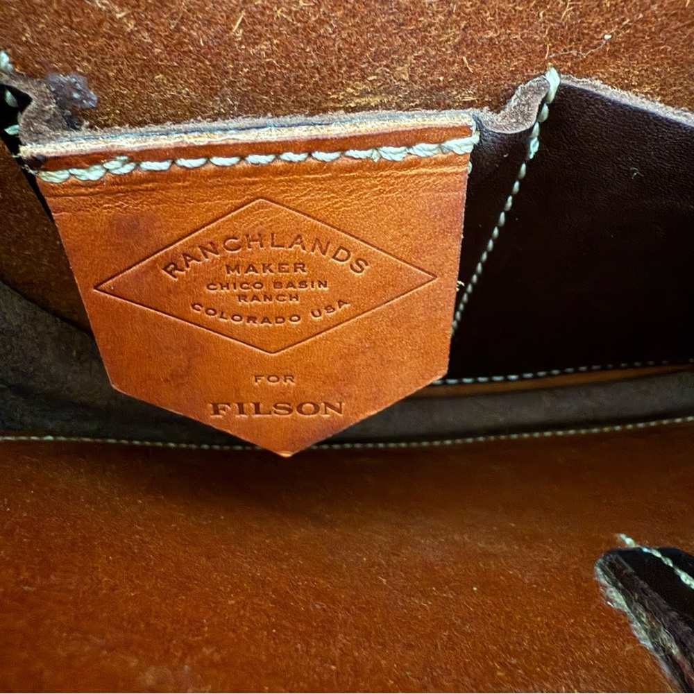 Filson x Ranchlands Crossbody Saddle Bag - Picture 9 of 12